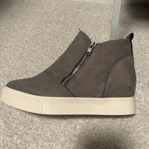 SODA SUEDE WEDGE SNEAKER - New/Never worn!
